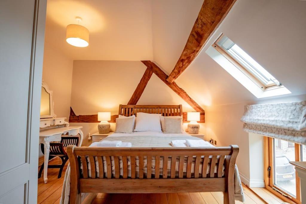 Oak Barn, Holiday home