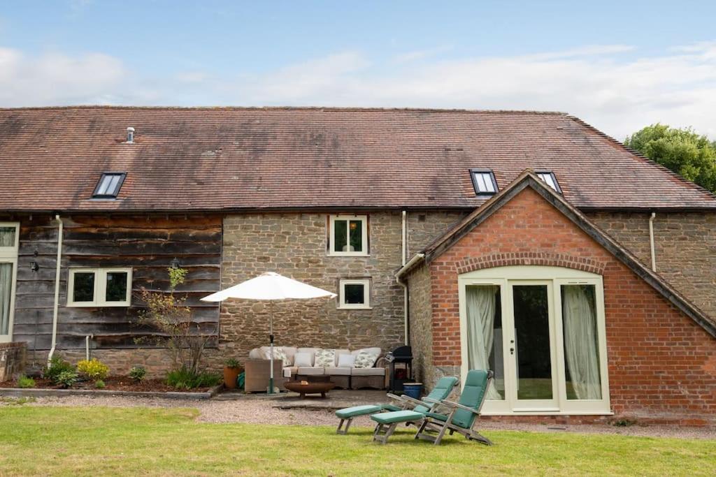 Oak Barn, *