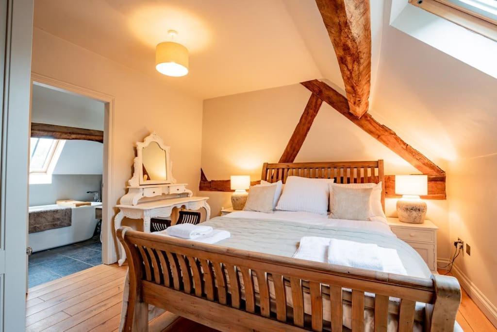 Oak Barn, Holiday home