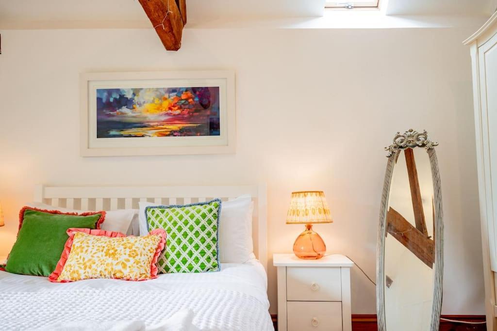 Holiday home Oak Barn, *