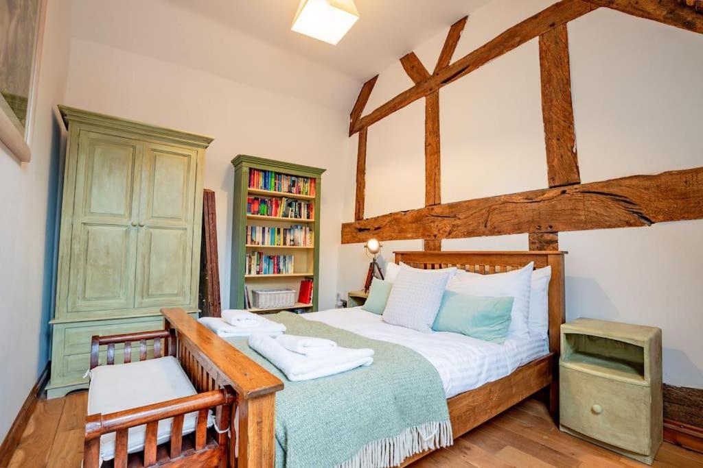 Oak Barn, Ludlow