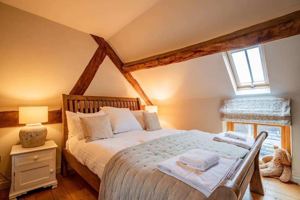 Holiday home Oak Barn, *