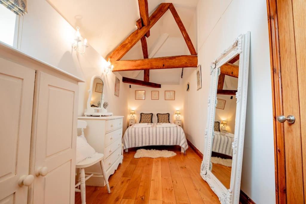 Oak Barn, Ludlow